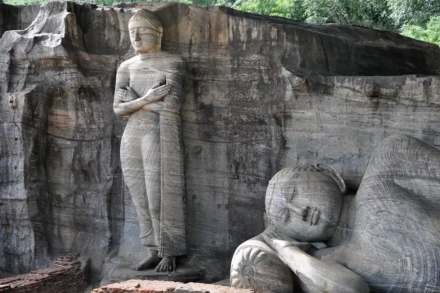 The reclining Buddha statue at Gal Vihara in Polonnaruwa